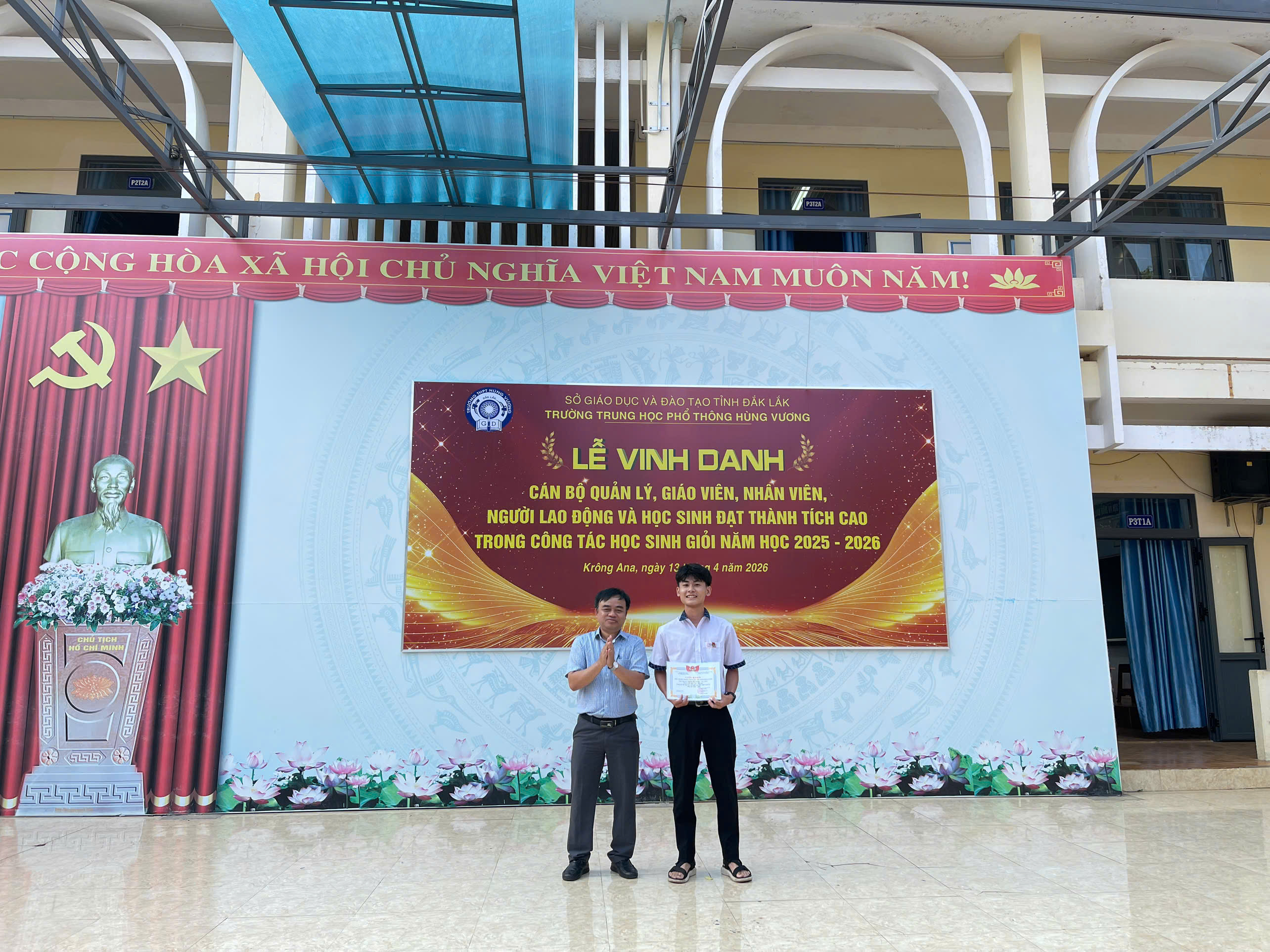 Vì bạn xứng đáng!